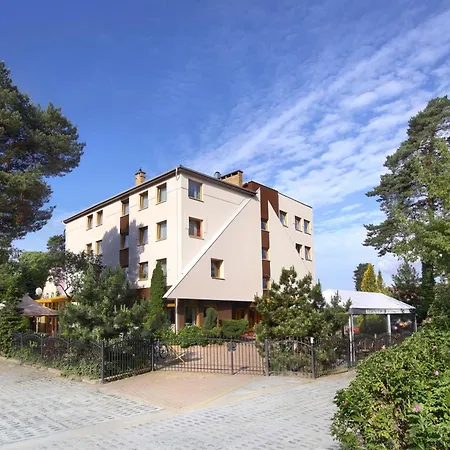 Bartan Seaside Hotel 3*