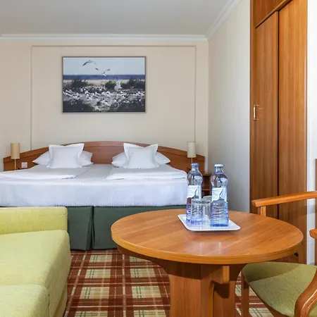 Bartan Seaside Hotell 3*