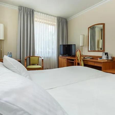 Bartan Seaside 3*
