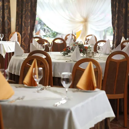 Bartan Seaside Hotel