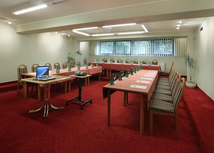 Bartan Seaside מלון 3*