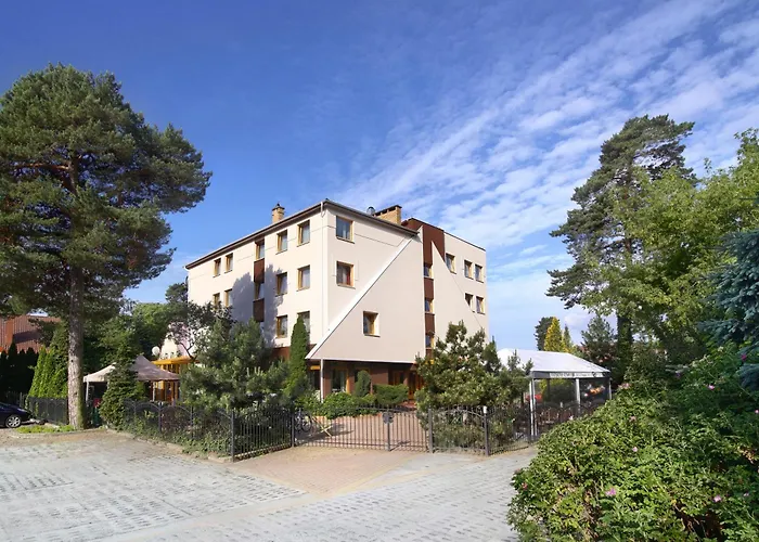 Bartan Seaside Hotel 3*