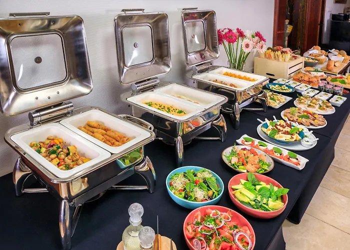 Bartan Seaside מלון